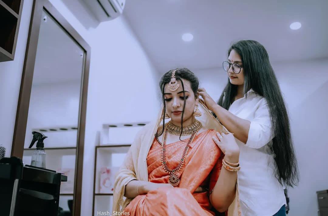 AIZA MAKEOVER STUDIO